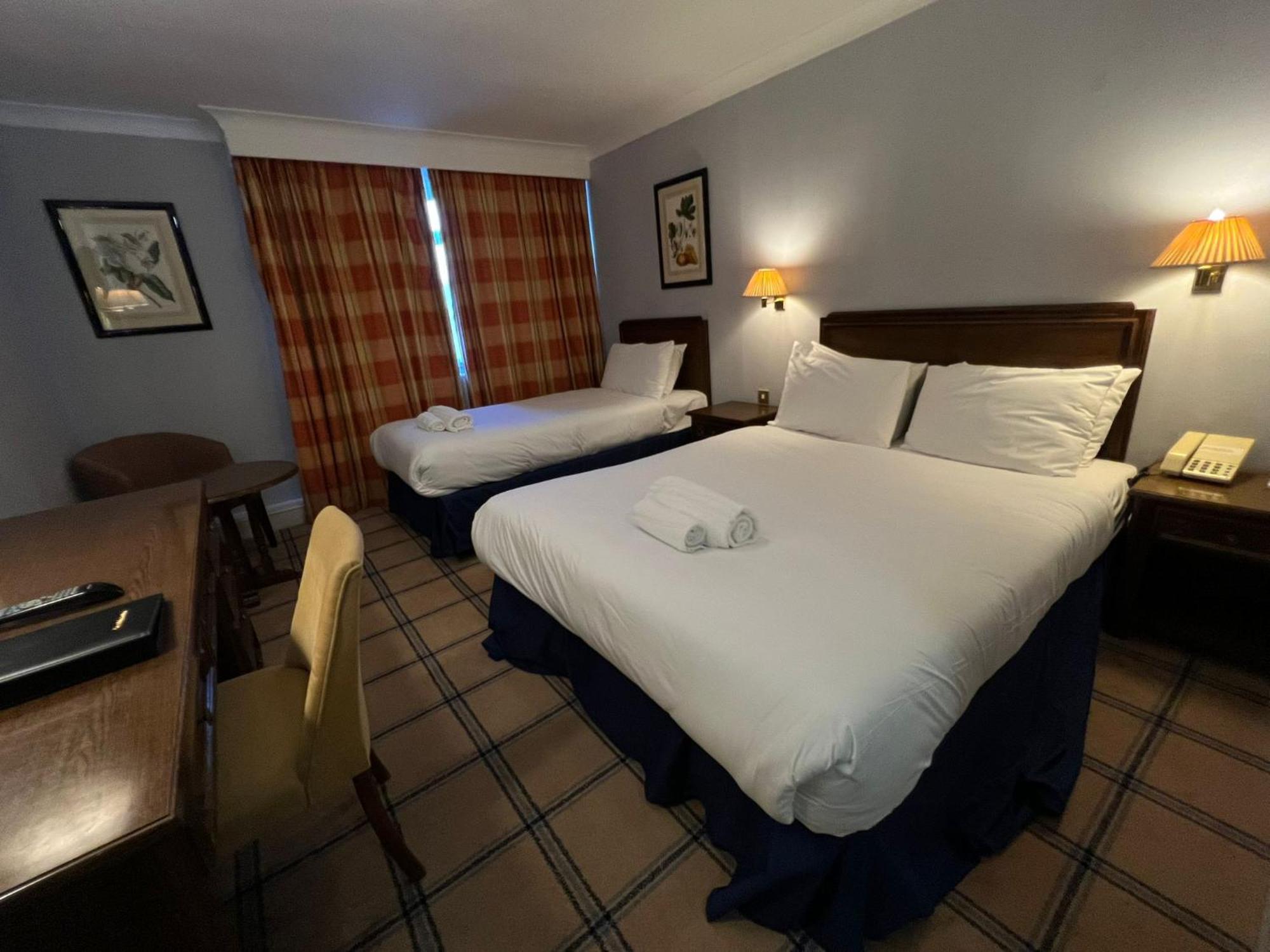 Roebuck Inn Στίβενεϊτζ Εξωτερικό φωτογραφία